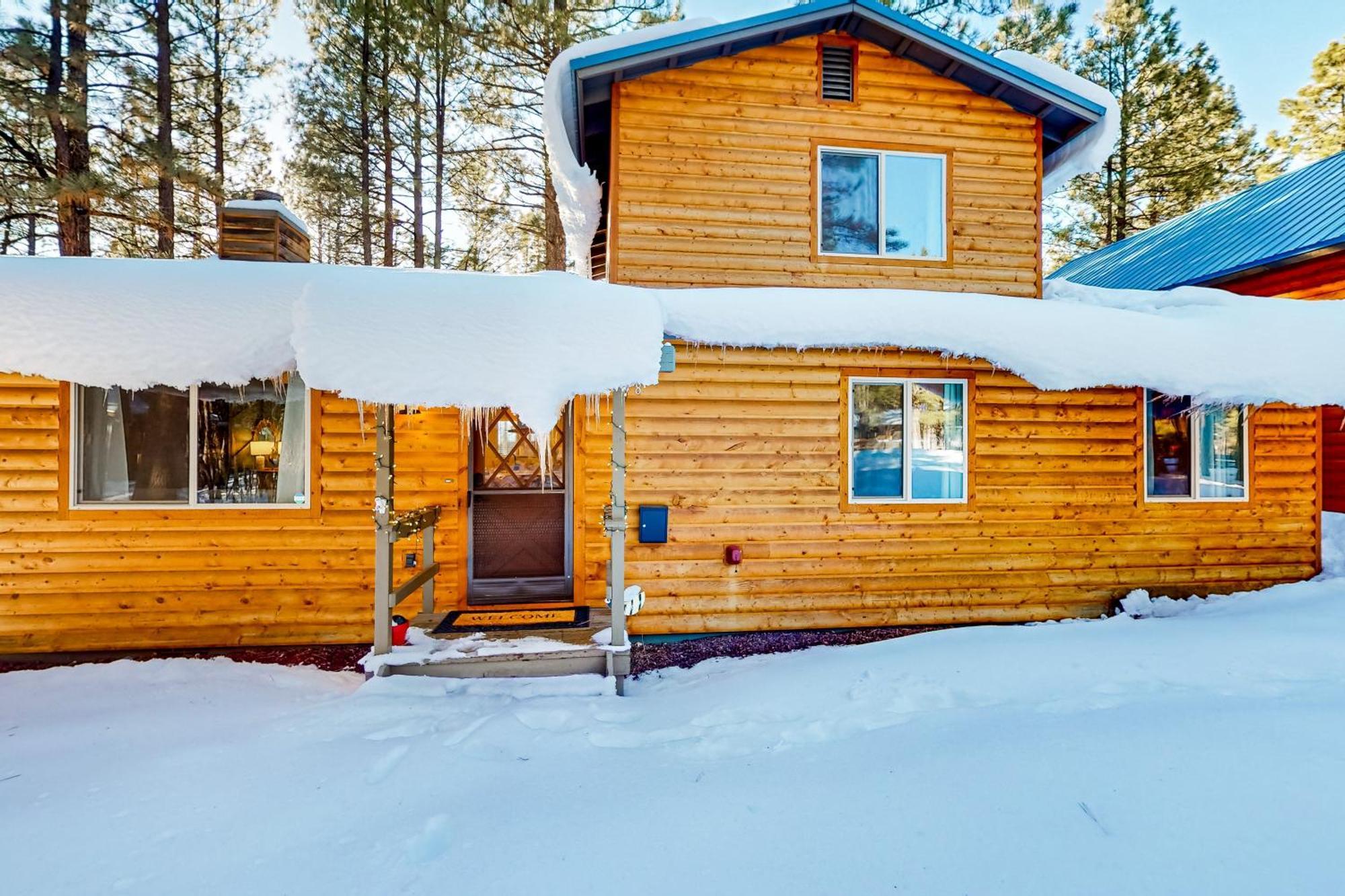 Dam Fun Cabin パイントップ・レイクサイド エクステリア 写真