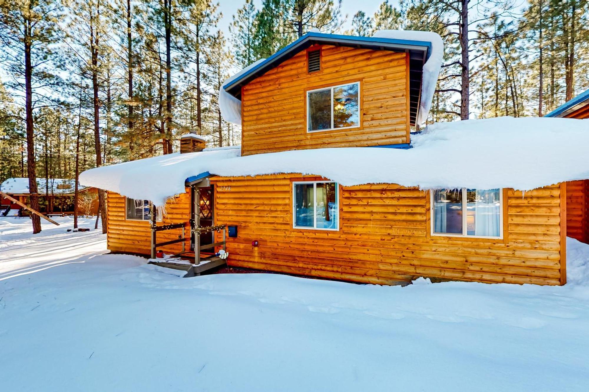 Dam Fun Cabin パイントップ・レイクサイド エクステリア 写真