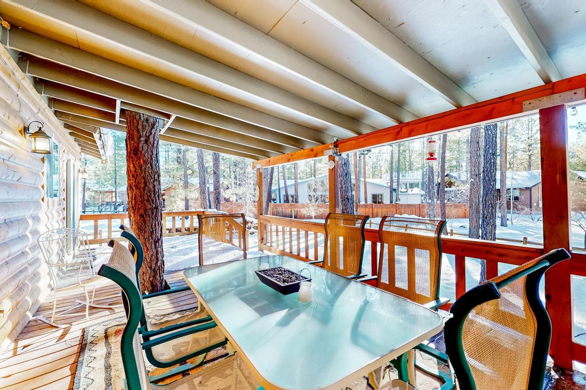 Dam Fun Cabin パイントップ・レイクサイド エクステリア 写真